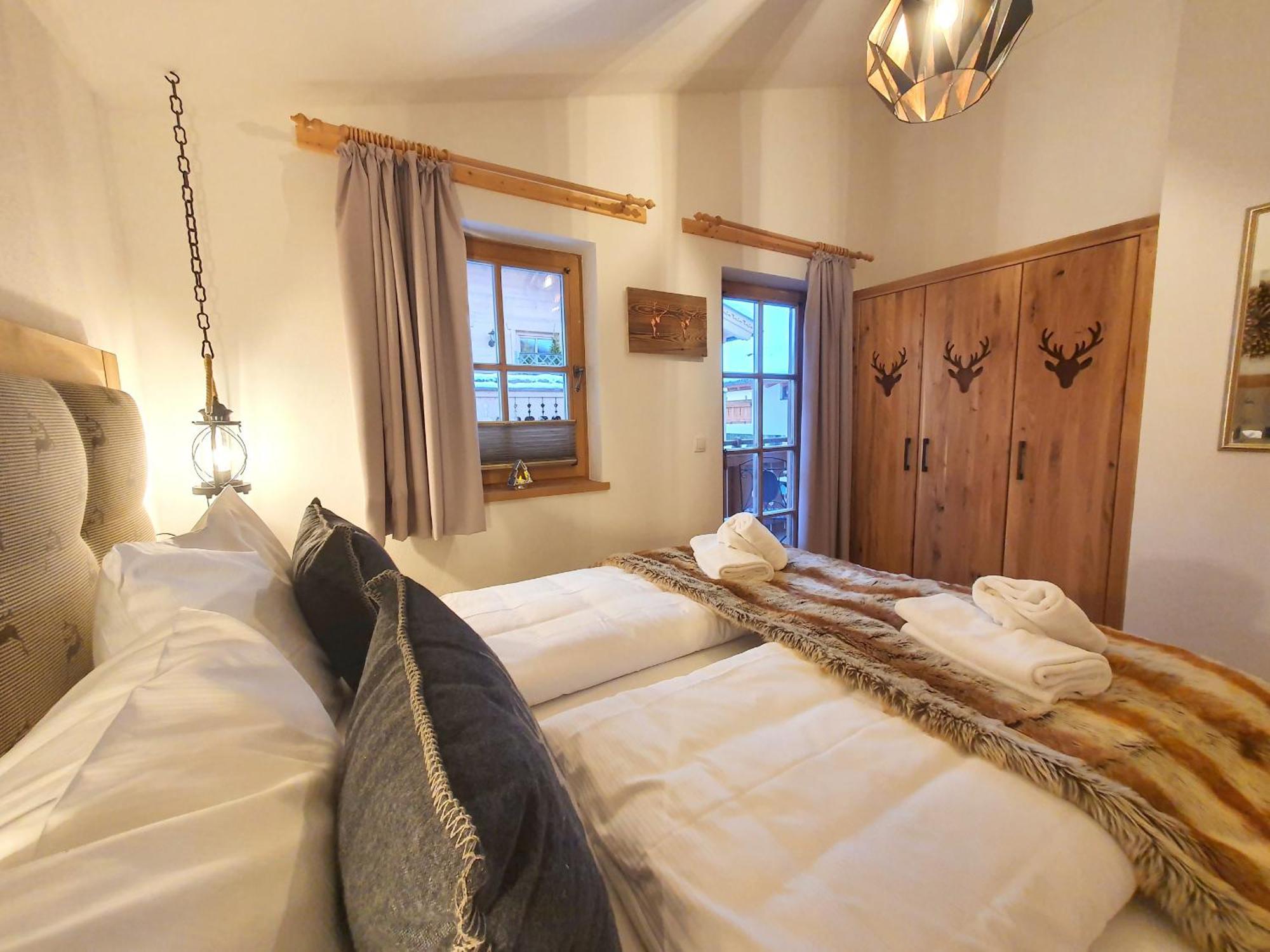Alpen Chalets Zell Am See Niedernsill Exterior foto
